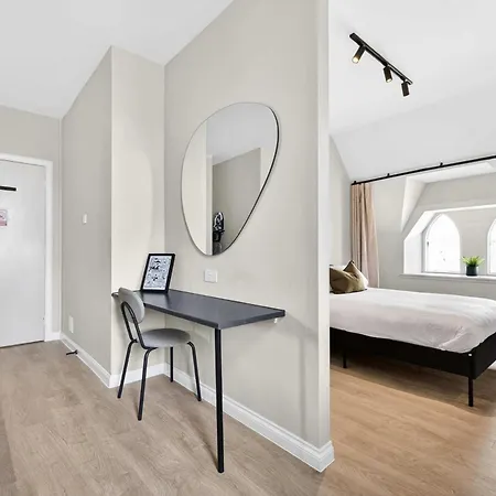 Sanctuary Hotel - En Suite Rooms-3